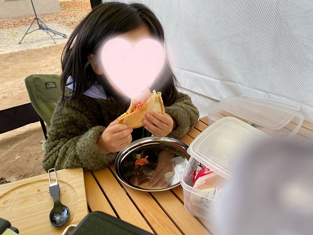 福井三国休暇村　キャンプ　朝食ホットサンド